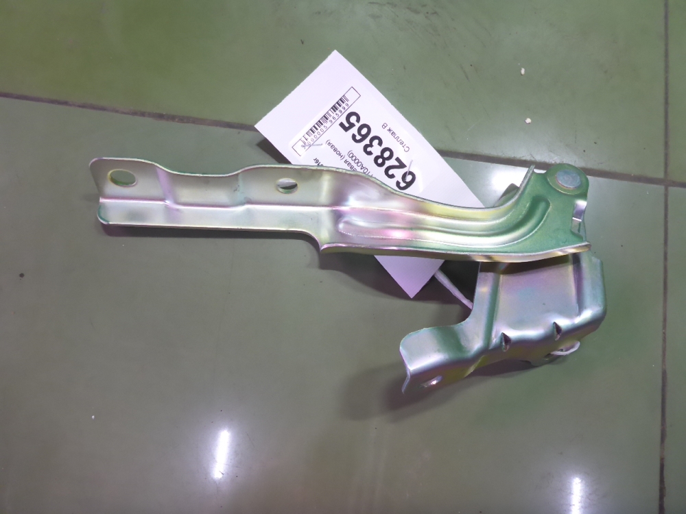 Петля капота левая