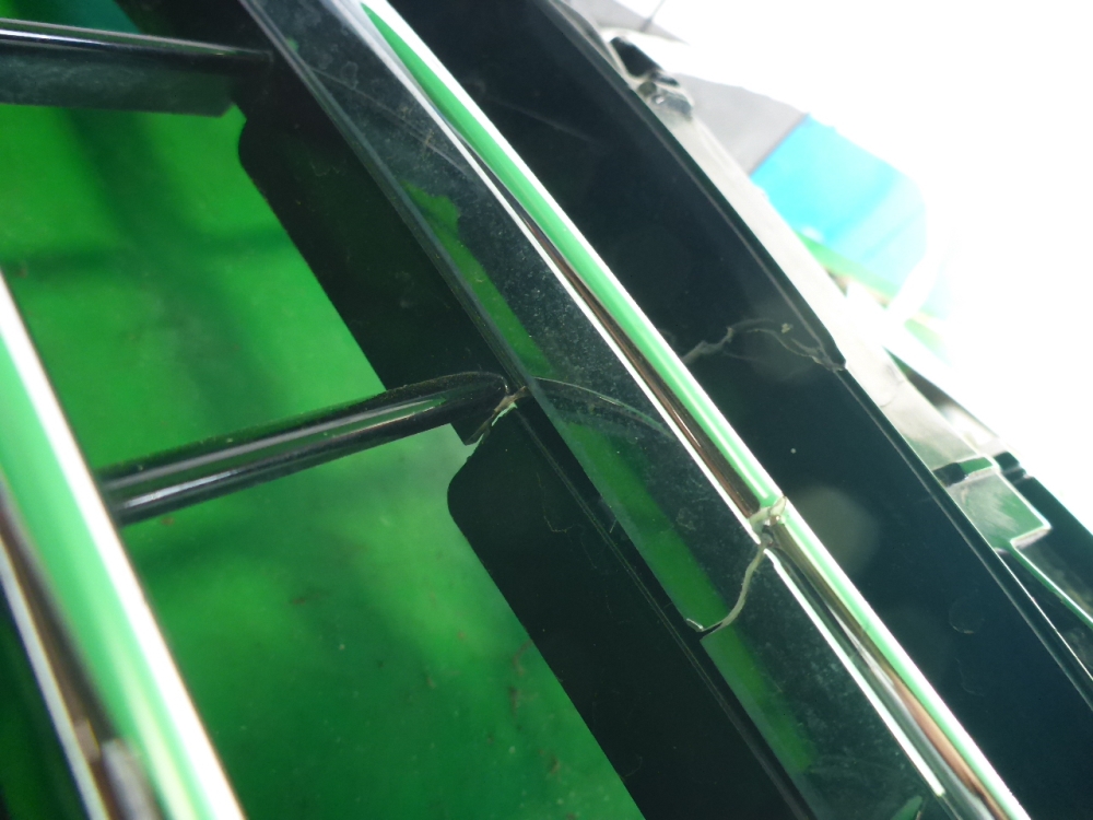 Решетка радиатора