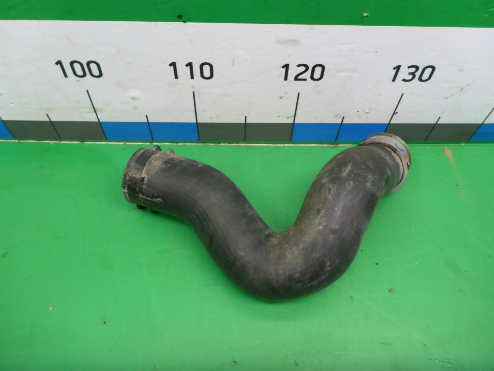 Патрубок интеркулера