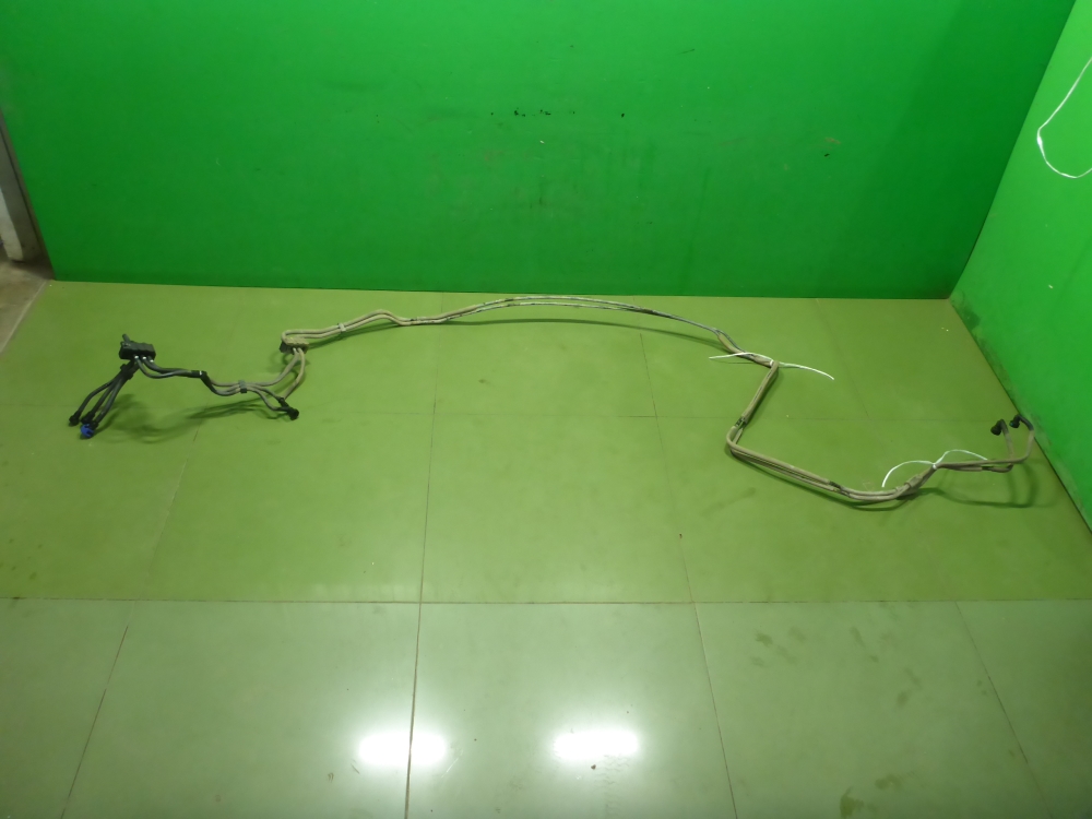 Трубка топливная