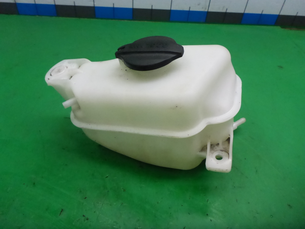 Бачок расширительный