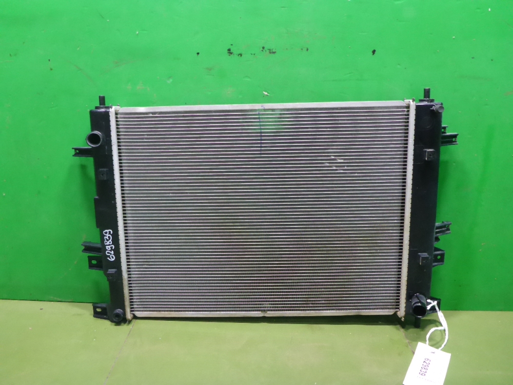 Радиатор охлаждения двигателя основной