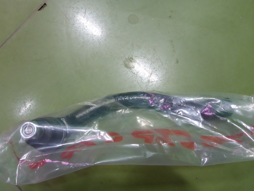 Наконечник рулевой левый