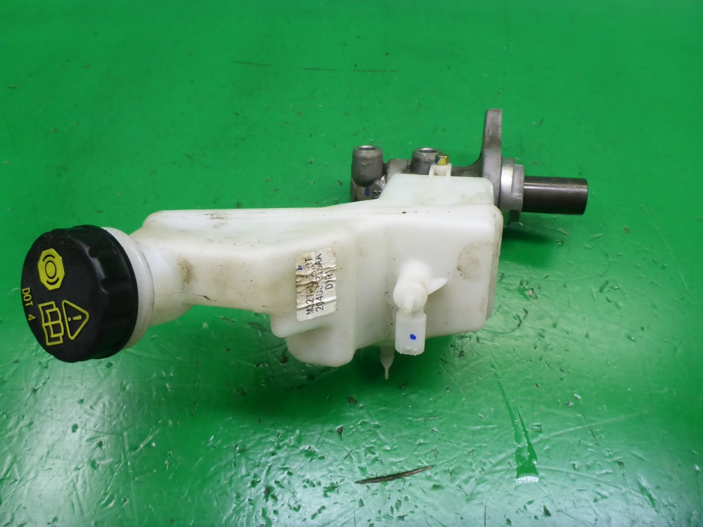 Цилиндр тормозной главный