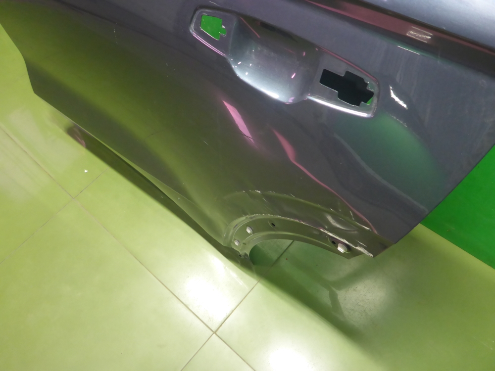 Дверь задняя левая