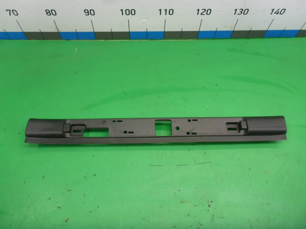 Накладка порога (внутренняя)