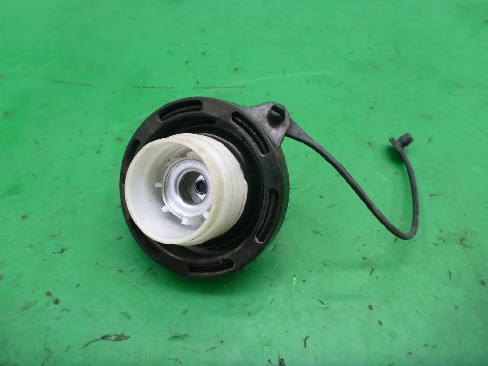 Крышка топливного бака