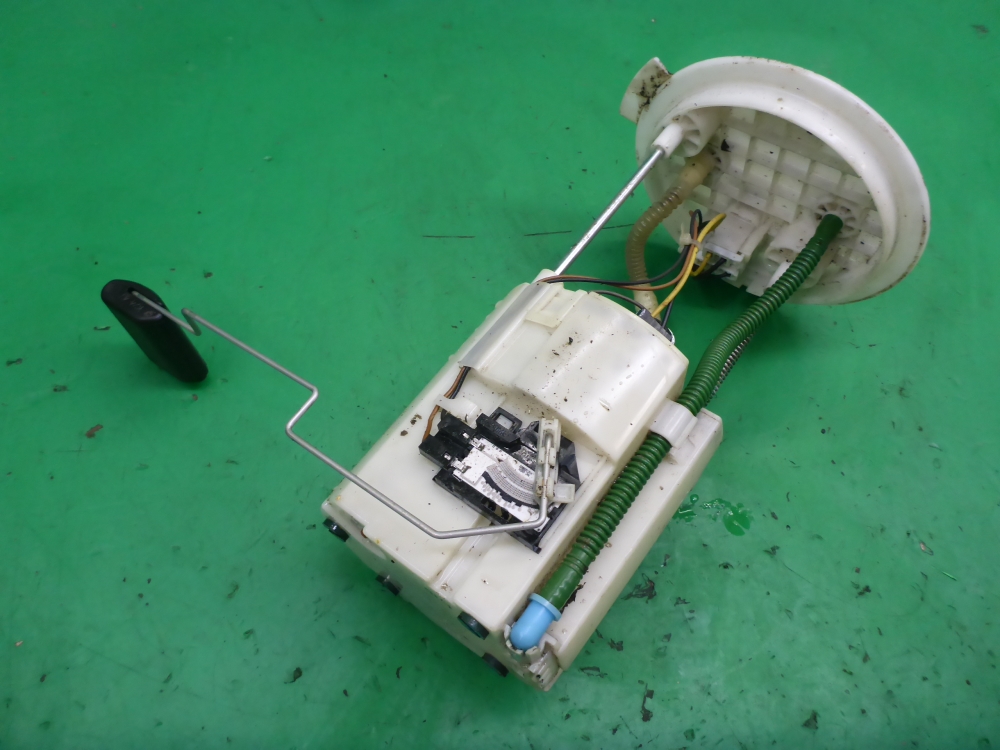 Насос топливный электрический