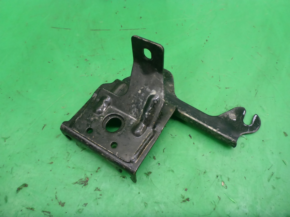 Кронштейн блока ABS (насос)