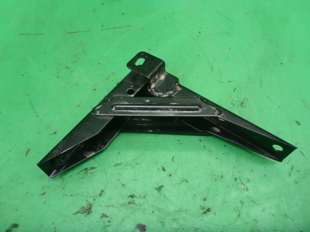 Кронштейн (сопут. товар)