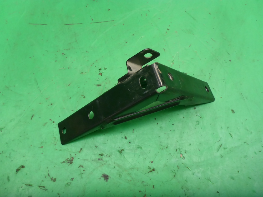 Кронштейн (сопут. товар)