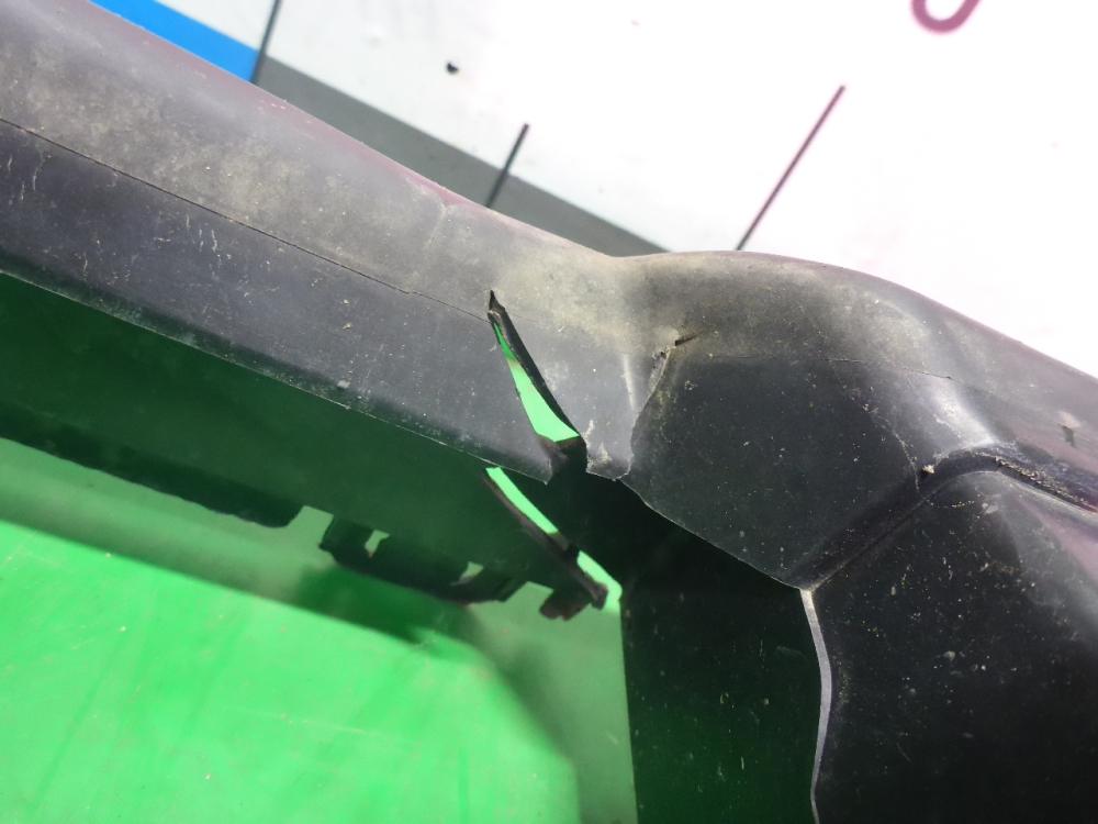 Воздуховод радиатора нижний