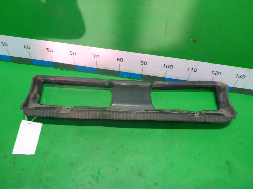 Воздуховод радиатора нижний