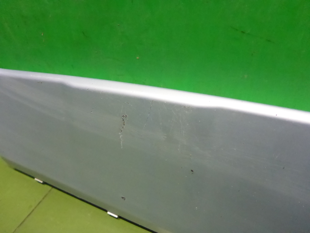 Накладка переднего бампера