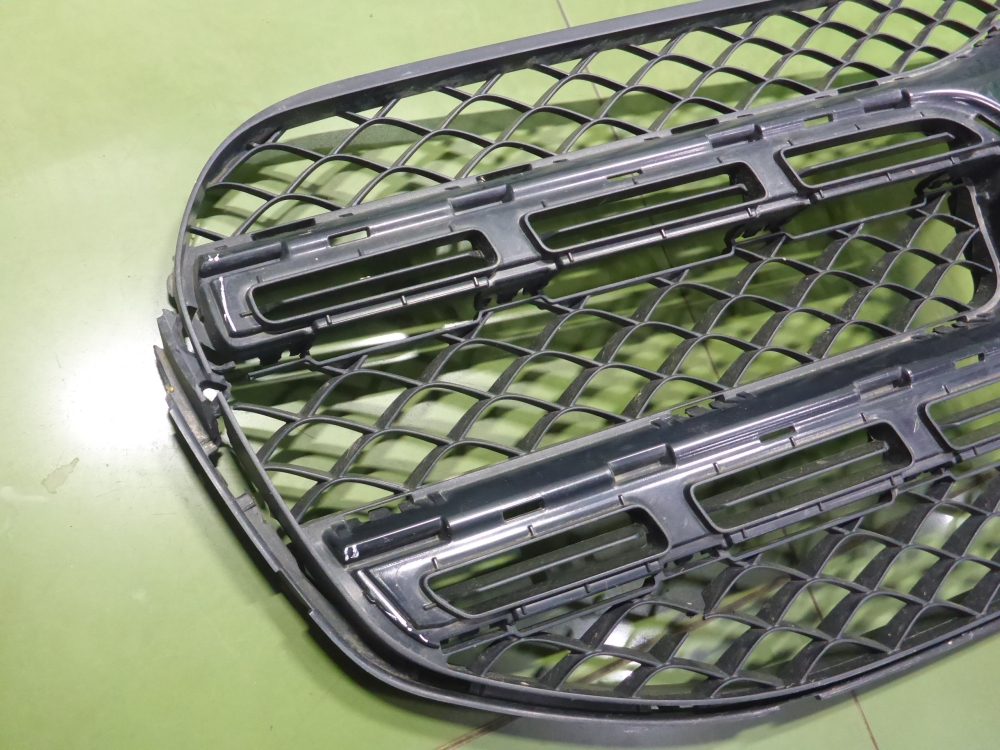 Решетка радиатора