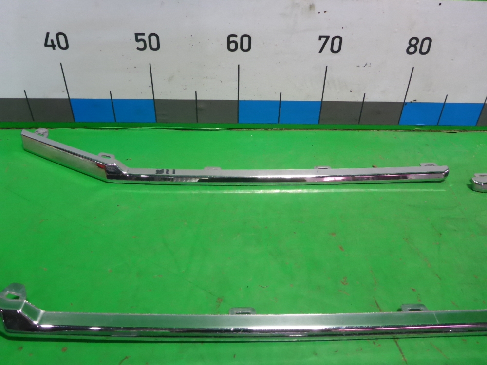 Накладка на решетку радиатора