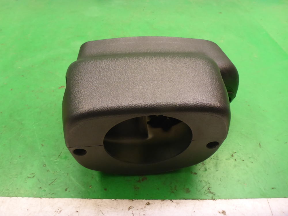 Кожух рулевой колонки