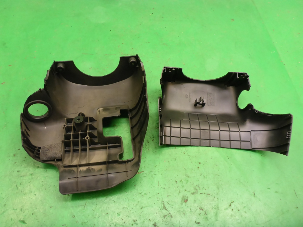 Кожух рулевой колонки