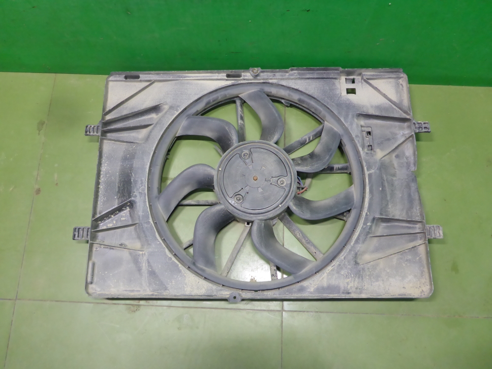 Вентилятор радиатора