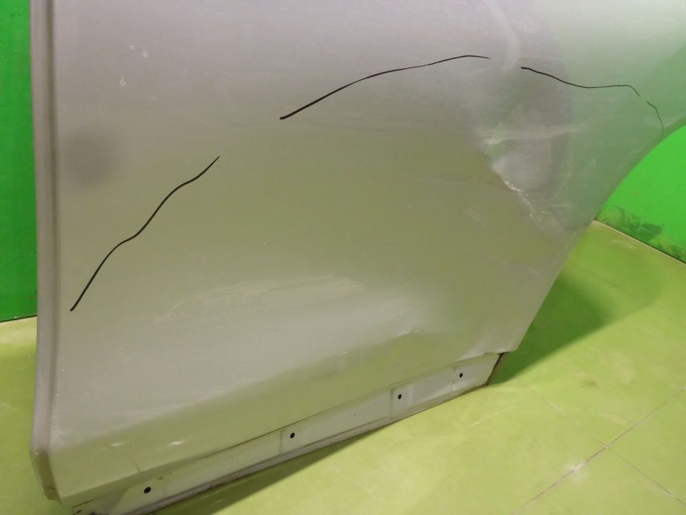 Дверь задняя левая