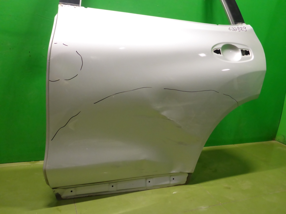 Дверь задняя левая