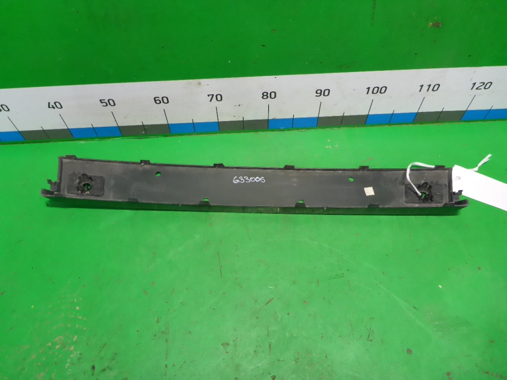 Накладка переднего бампера