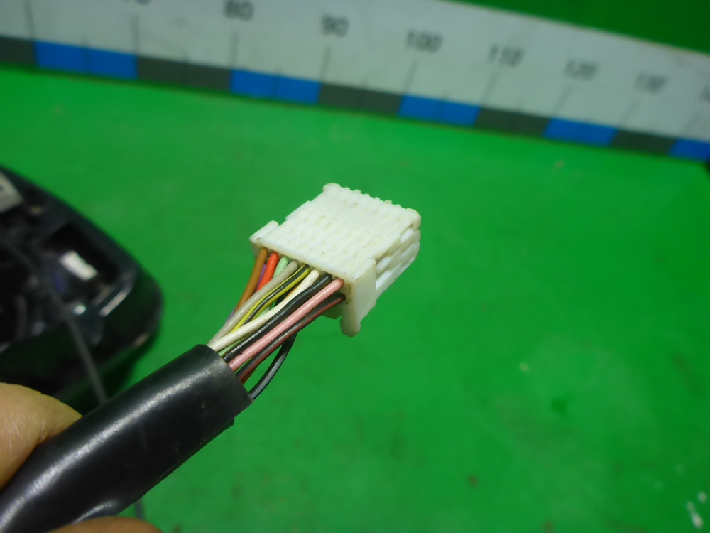 Зеркало правое электрическое