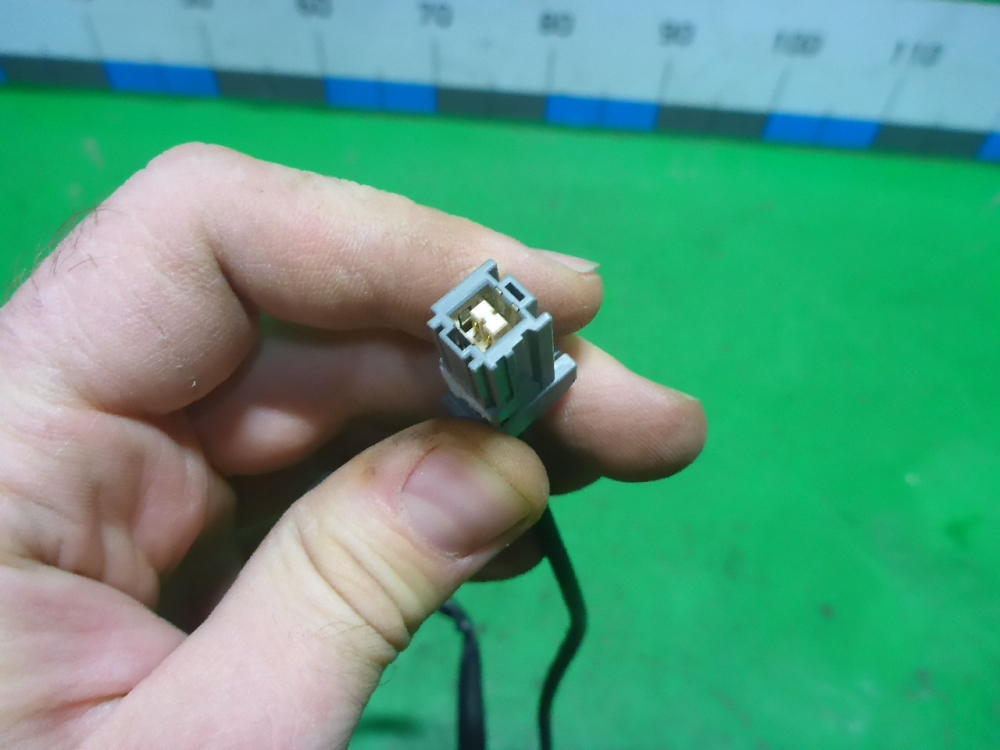 Зеркало правое электрическое