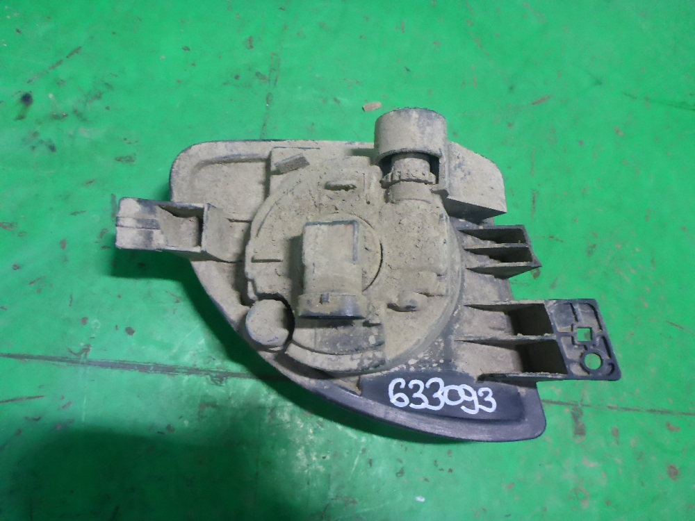 Фара противотуманная правая