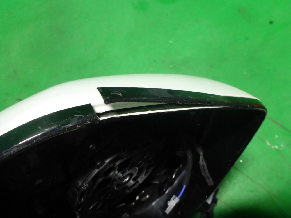 Зеркало левое электрическое