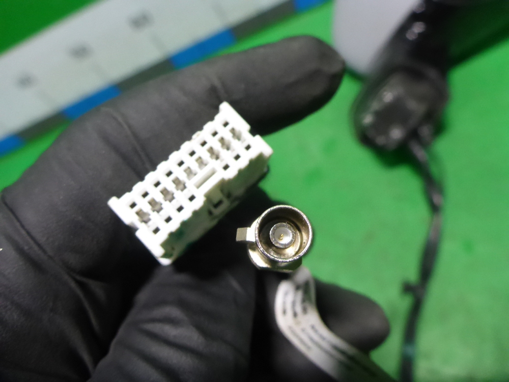 Зеркало правое электрическое