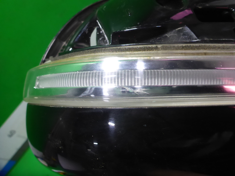 Зеркало правое электрическое