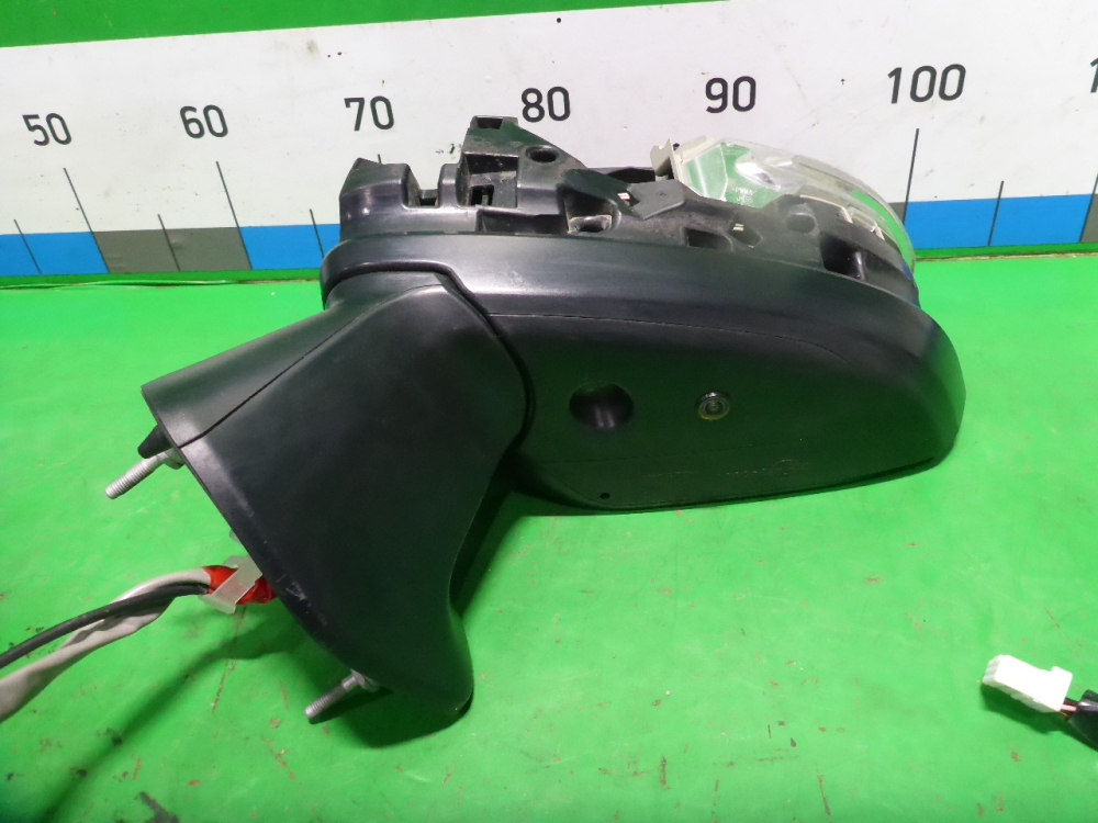 Зеркало левое электрическое