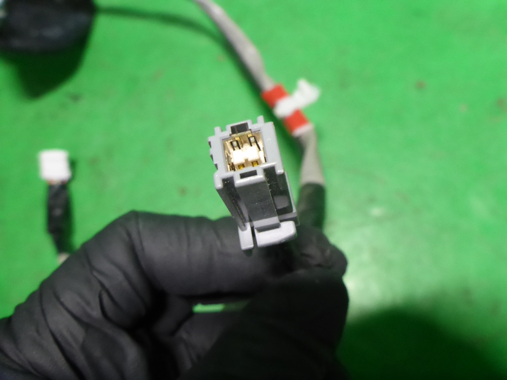 Зеркало левое электрическое