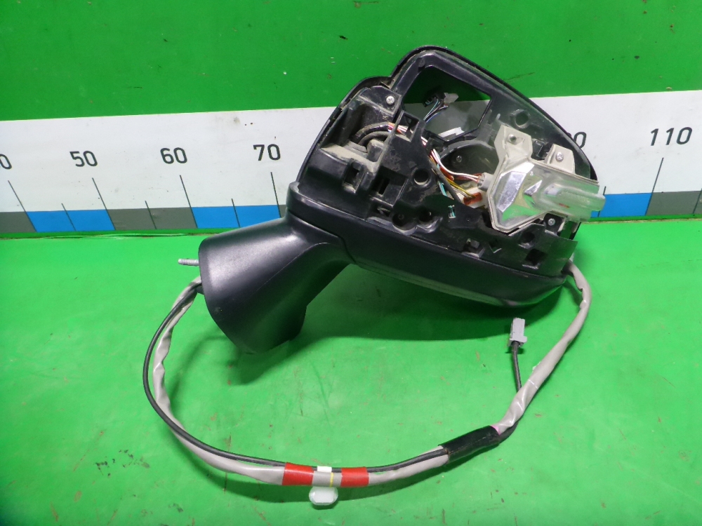 Зеркало левое электрическое