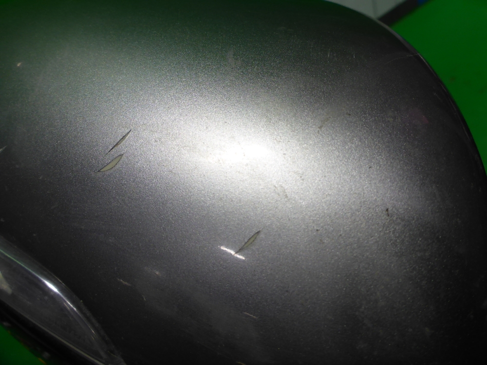 Зеркало правое электрическое