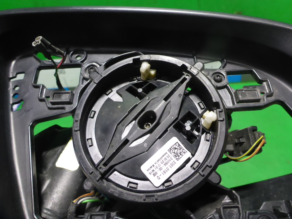 Зеркало правое электрическое