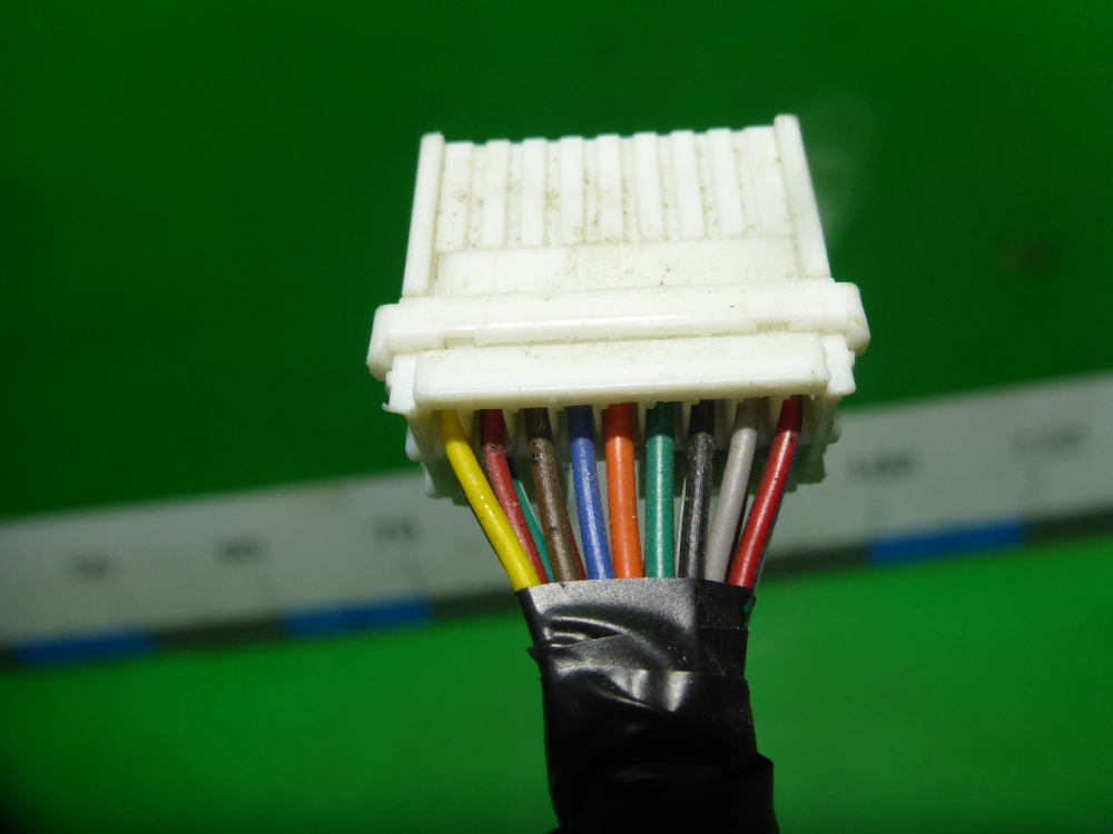 Зеркало правое электрическое