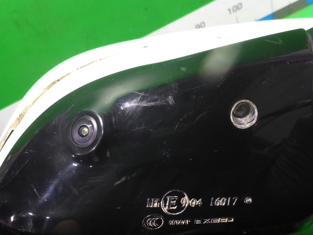 Зеркало правое электрическое