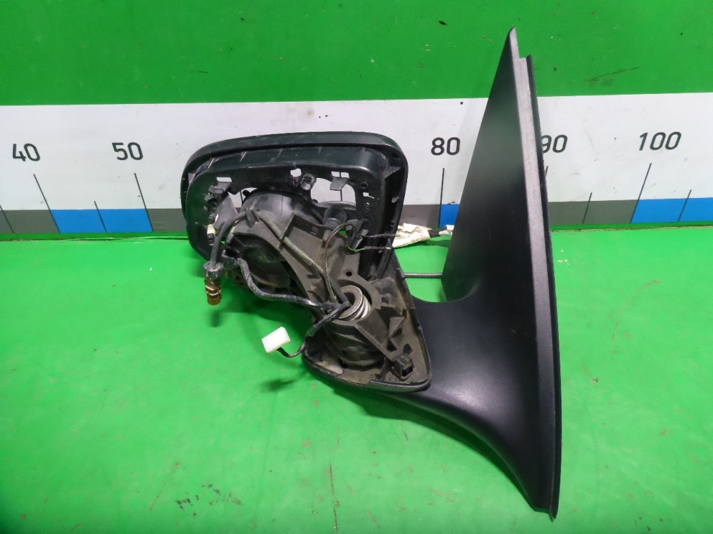 Зеркало правое электрическое