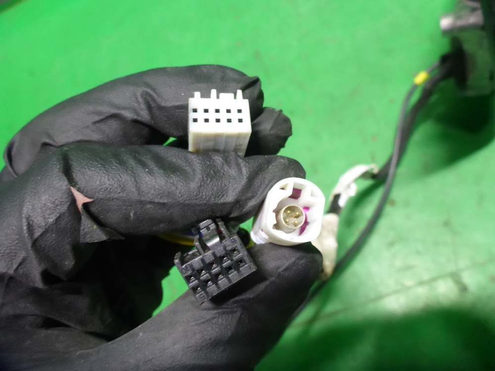 Зеркало правое электрическое