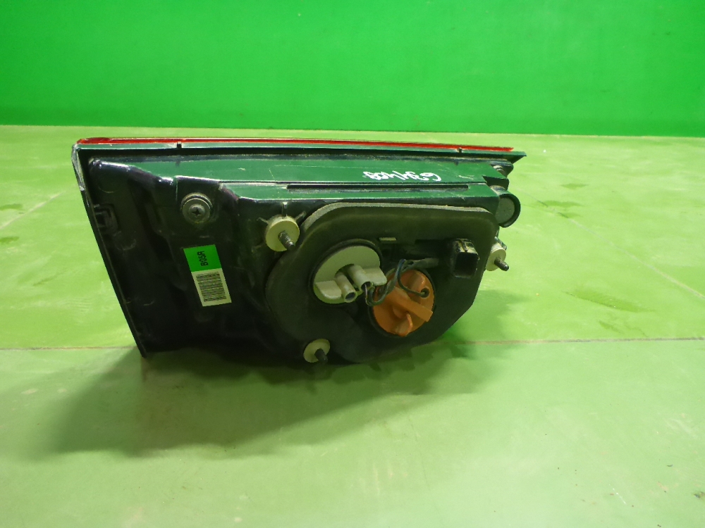 Фонарь задний внутренний правый