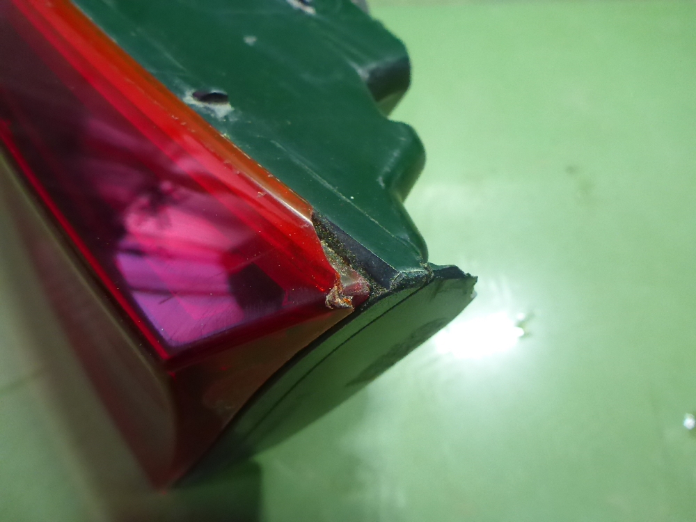 Фонарь задний внутренний правый