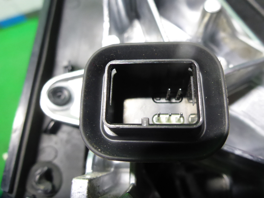 Зеркало левое электрическое