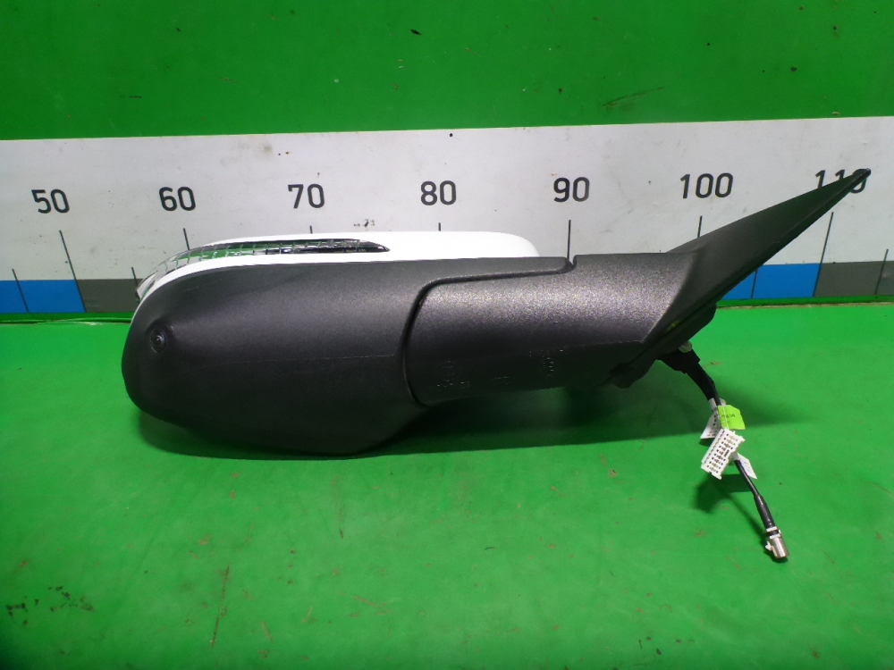 Зеркало правое электрическое