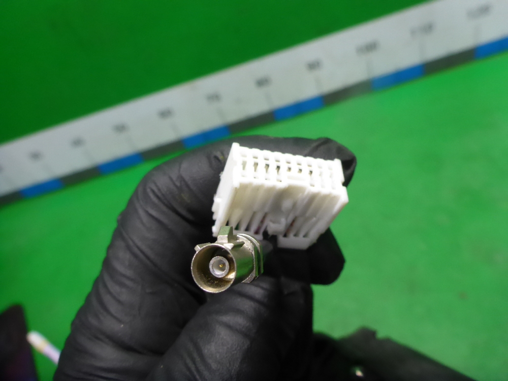 Зеркало правое электрическое