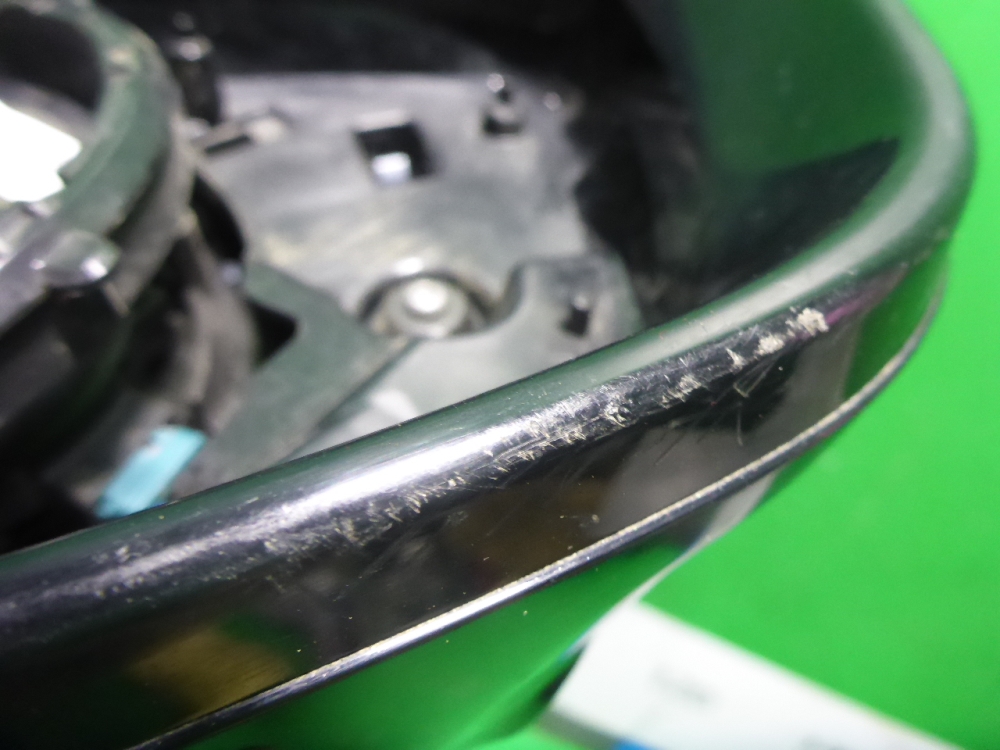 Зеркало правое электрическое