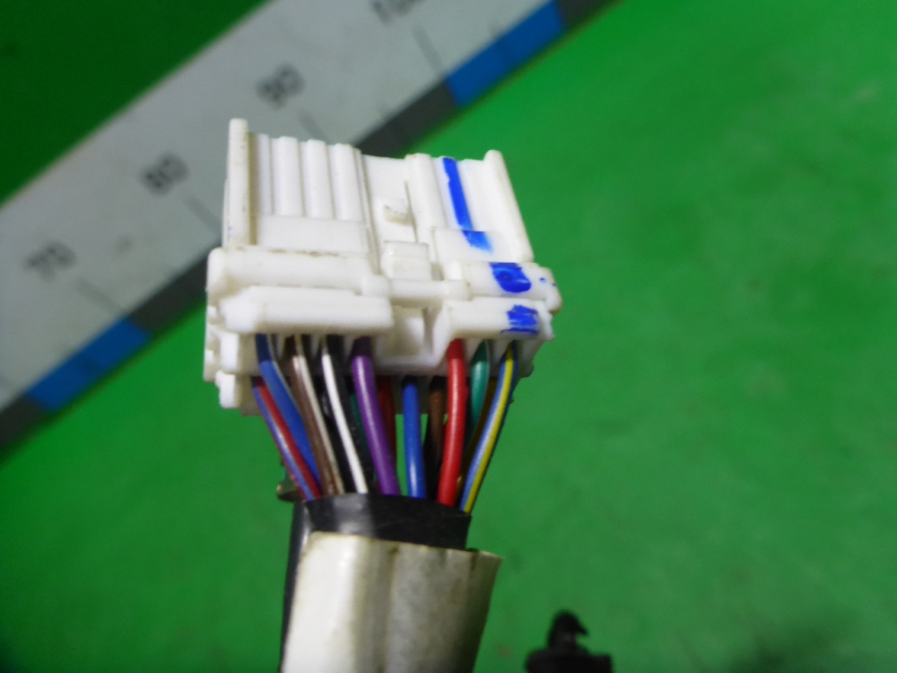 Зеркало правое электрическое