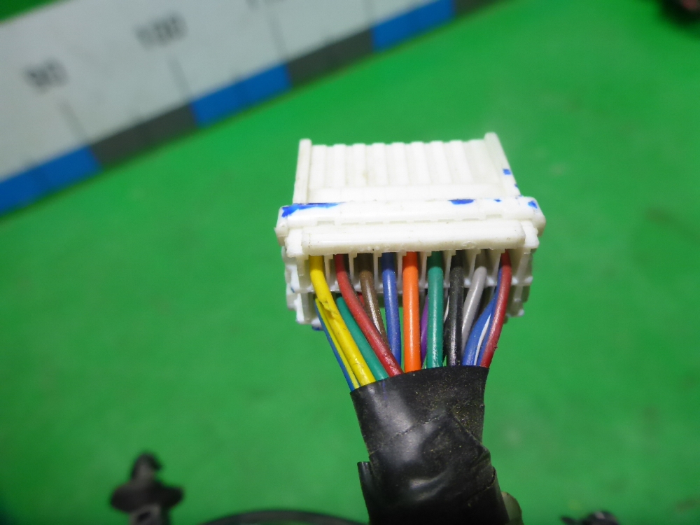 Зеркало правое электрическое