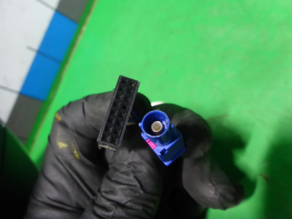 Зеркало правое электрическое